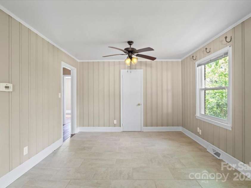 2721 Albany Lane, Charlotte, NC 28205.  MLS# CAR4245980, YatesRealty ID 11985. Room that can be converted to a bedroom