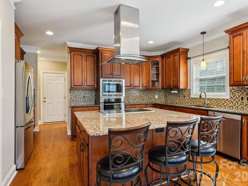 123 Palos Verde Drive, Mooresville, NC 28117.  MLS# CAR4343991, YatesRealty ID 11986. 