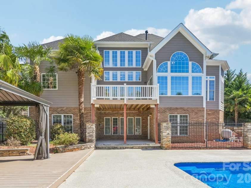 123 Palos Verde Drive, Mooresville, NC 28117.  MLS# CAR4343991, YatesRealty ID 11986. 