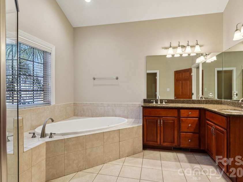 123 Palos Verde Drive, Mooresville, NC 28117.  MLS# CAR4343991, YatesRealty ID 11986. 