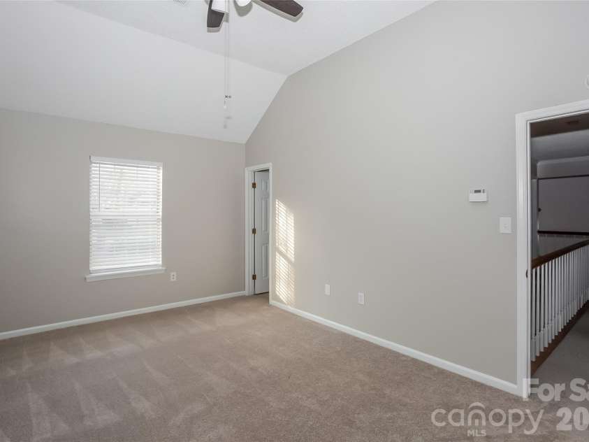 7300 Reynard Lane, Charlotte, NC 28215.  MLS# CAR4356634, YatesRealty ID 11987. 