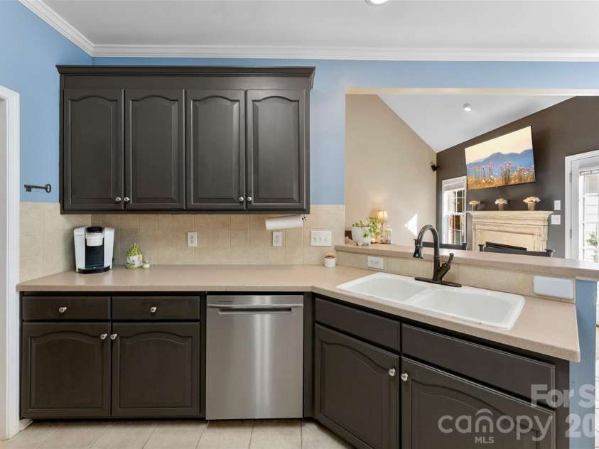 2618 Firethorn Court, Gastonia, NC 28056.  MLS# CAR4341246, YatesRealty ID 11988. 