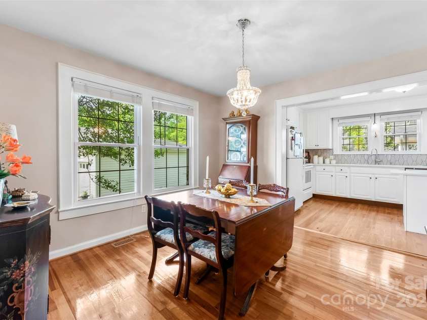 204 Elm Street, Cherryville, NC 28021.  MLS# CAR4257163, YatesRealty ID 11989. 