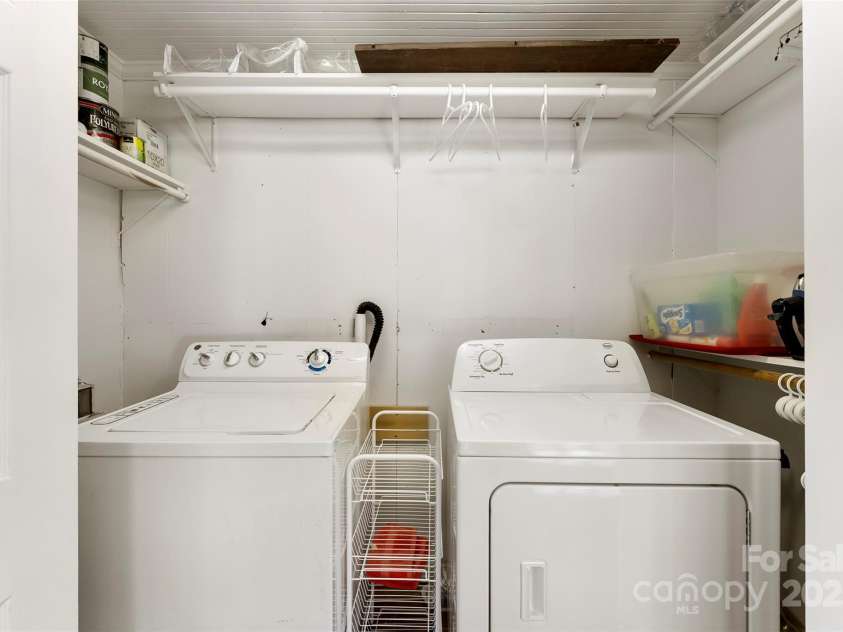 204 Elm Street, Cherryville, NC 28021.  MLS# CAR4257163, YatesRealty ID 11989. 