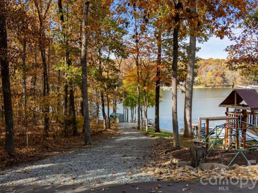 598 Mountain Shore Drive, Denton, NC 27239.  MLS# CAR4321373, YatesRealty ID 11989. 