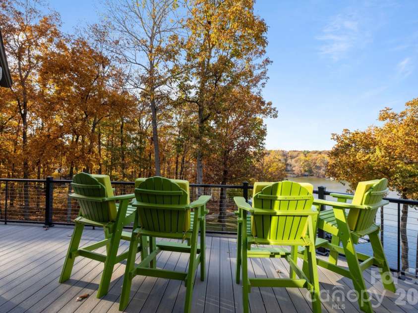 598 Mountain Shore Drive, Denton, NC 27239.  MLS# CAR4321373, YatesRealty ID 11989. 