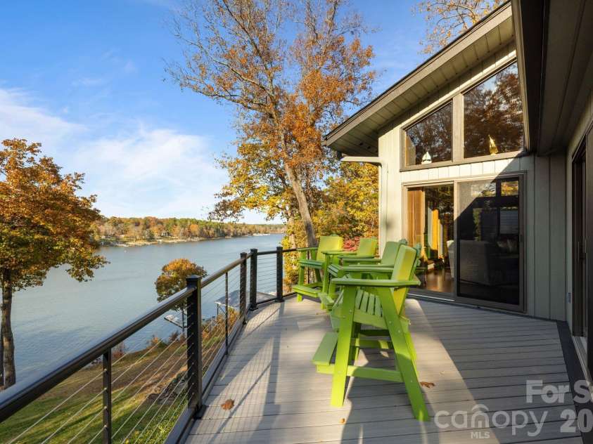598 Mountain Shore Drive, Denton, NC 27239.  MLS# CAR4321373, YatesRealty ID 11989. 