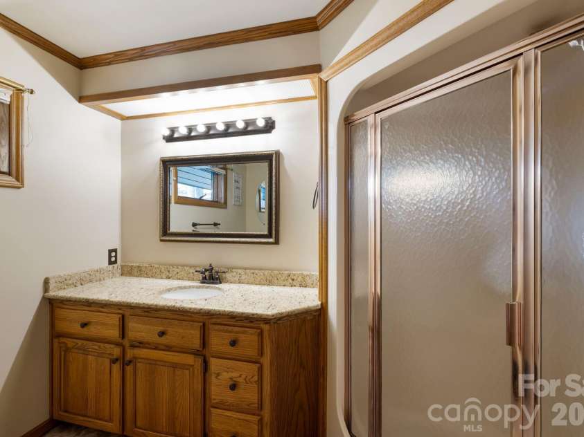 598 Mountain Shore Drive, Denton, NC 27239.  MLS# CAR4321373, YatesRealty ID 11989. 