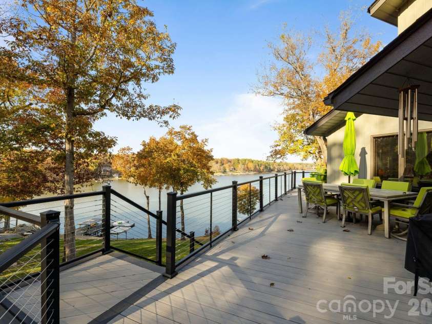 598 Mountain Shore Drive, Denton, NC 27239.  MLS# CAR4321373, YatesRealty ID 11989. 