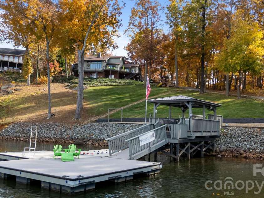 598 Mountain Shore Drive, Denton, NC 27239.  MLS# CAR4321373, YatesRealty ID 11989. 
