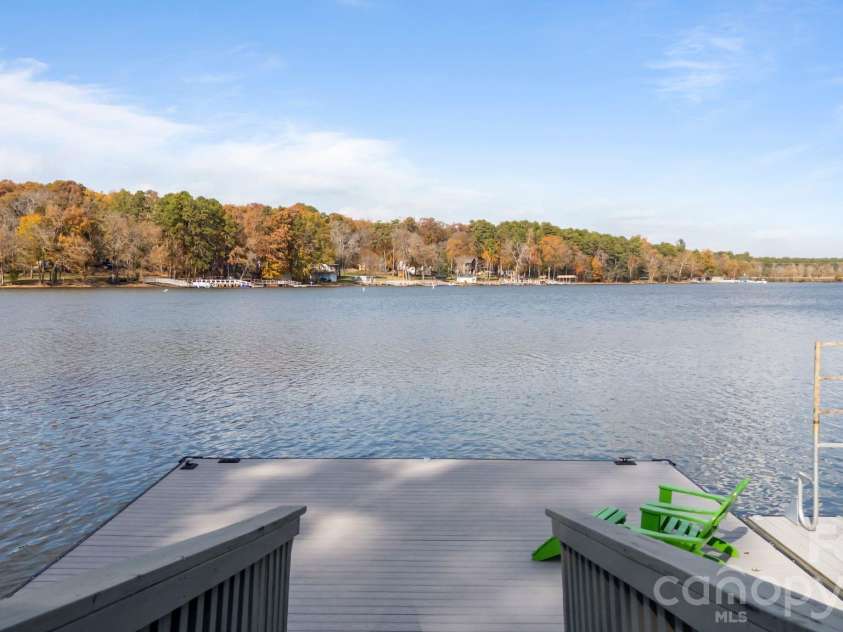 598 Mountain Shore Drive, Denton, NC 27239.  MLS# CAR4321373, YatesRealty ID 11989. 