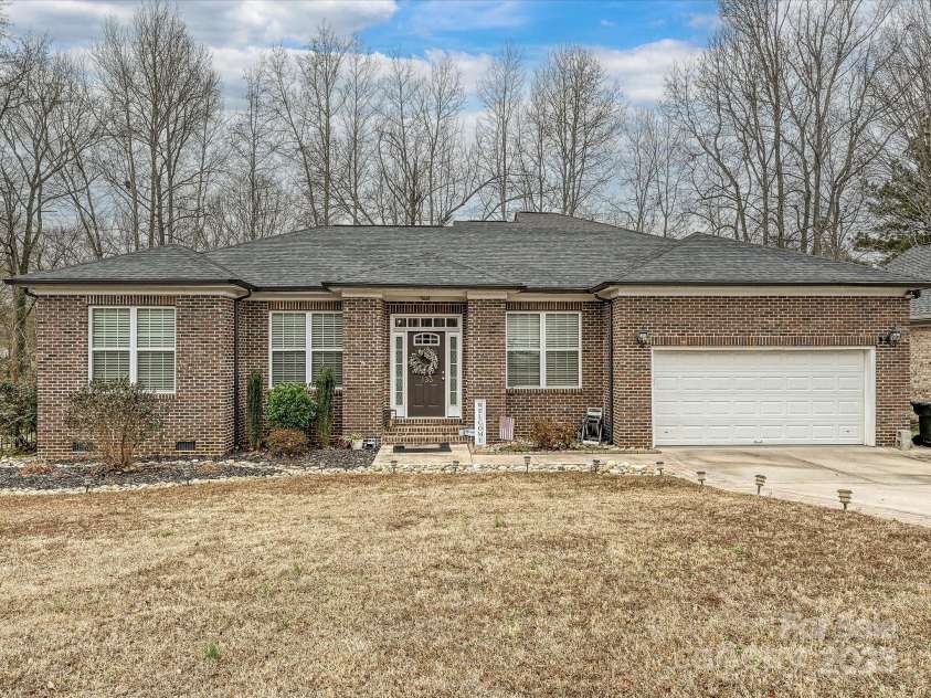 133 Ole Eastpointe Drive, York, SC 29745.  MLS# CAR4330526, YatesRealty ID 1199. 
