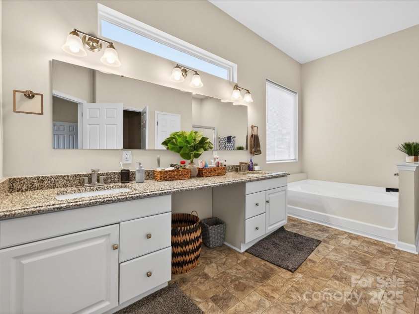 133 Ole Eastpointe Drive, York, SC 29745.  MLS# CAR4330526, YatesRealty ID 1199. 