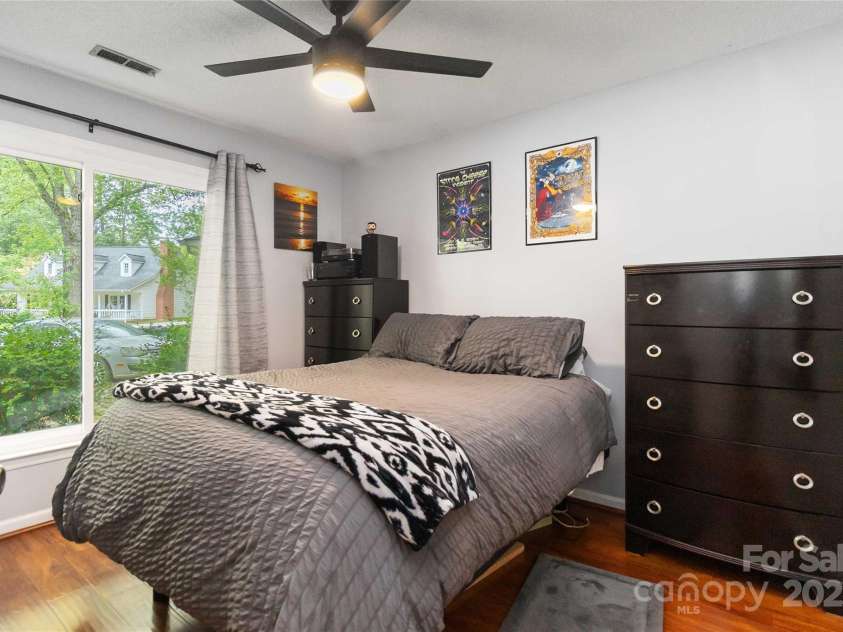 6736 Raeburn Lane, Charlotte, NC 28227.  MLS# CAR4307387, YatesRealty ID 11990. 