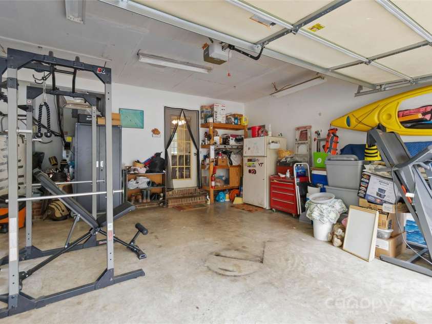6736 Raeburn Lane, Charlotte, NC 28227.  MLS# CAR4307387, YatesRealty ID 11990. 