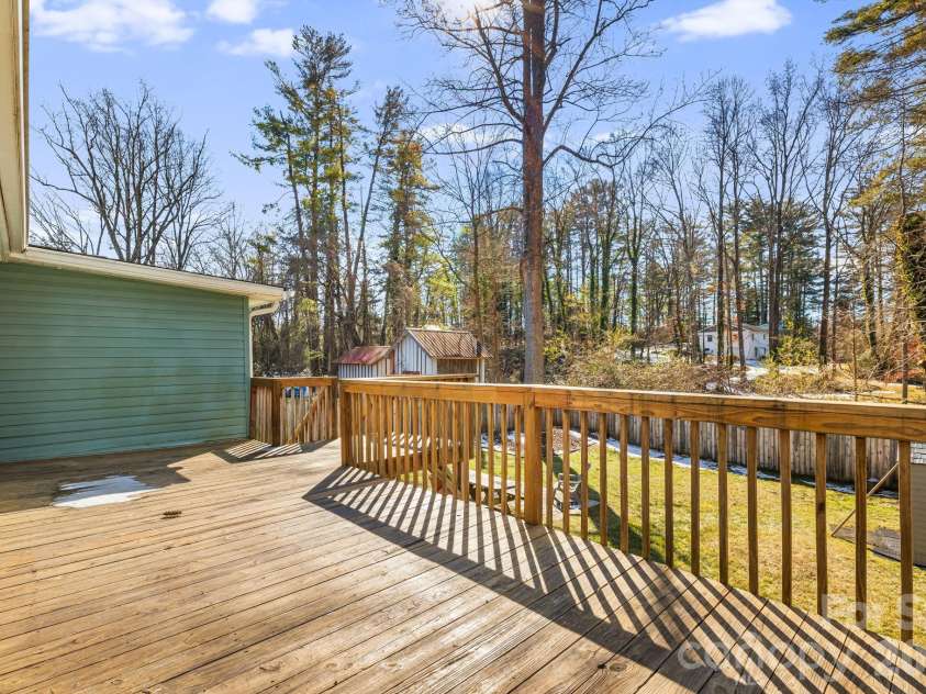 1015 Mountain View Street, Hendersonville, NC 28739.  MLS# CAR4344804, YatesRealty ID 11991. Back Deck