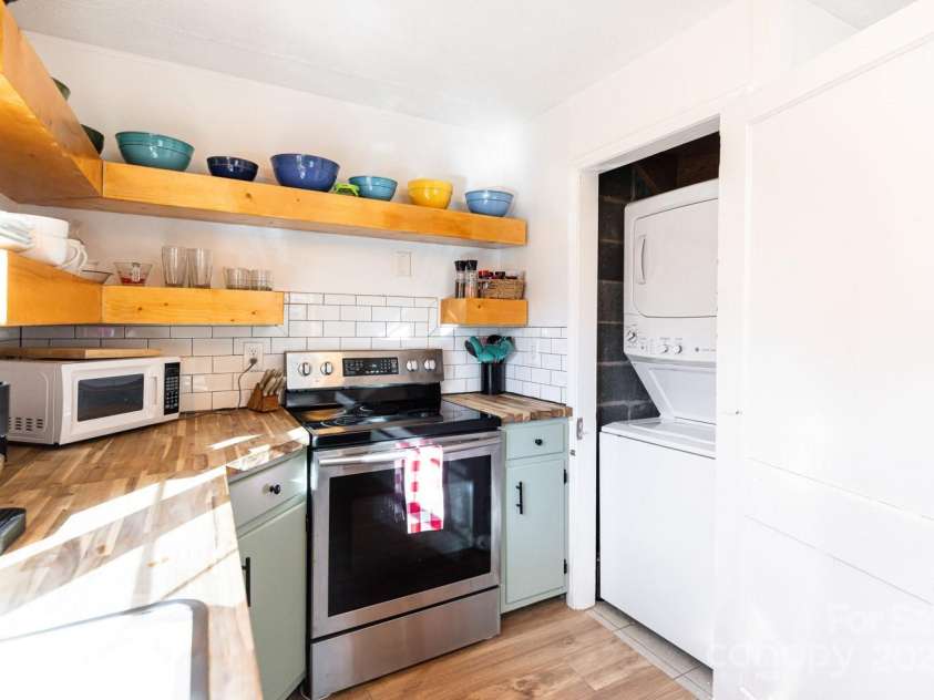 37 Whitfield Way, Lake Junaluska, NC 28745.  MLS# CAR4233245, YatesRealty ID 11993. 