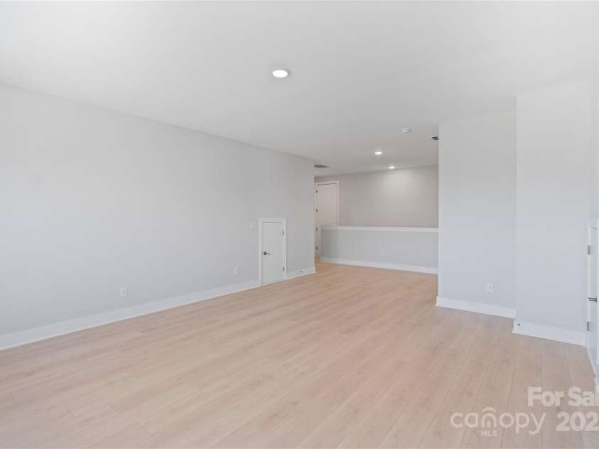 1132 Meander Lane, Waxhaw, NC 28173.  MLS# CAR4238034, YatesRealty ID 11995. 