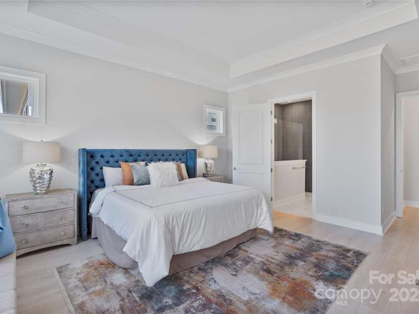 1132 Meander Lane, Waxhaw, NC 28173.  MLS# CAR4238034, YatesRealty ID 11995. Primary Suite