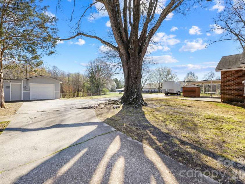 1302 A Street, Kannapolis, NC 28081.  MLS# CAR4356358, YatesRealty ID 11996. 