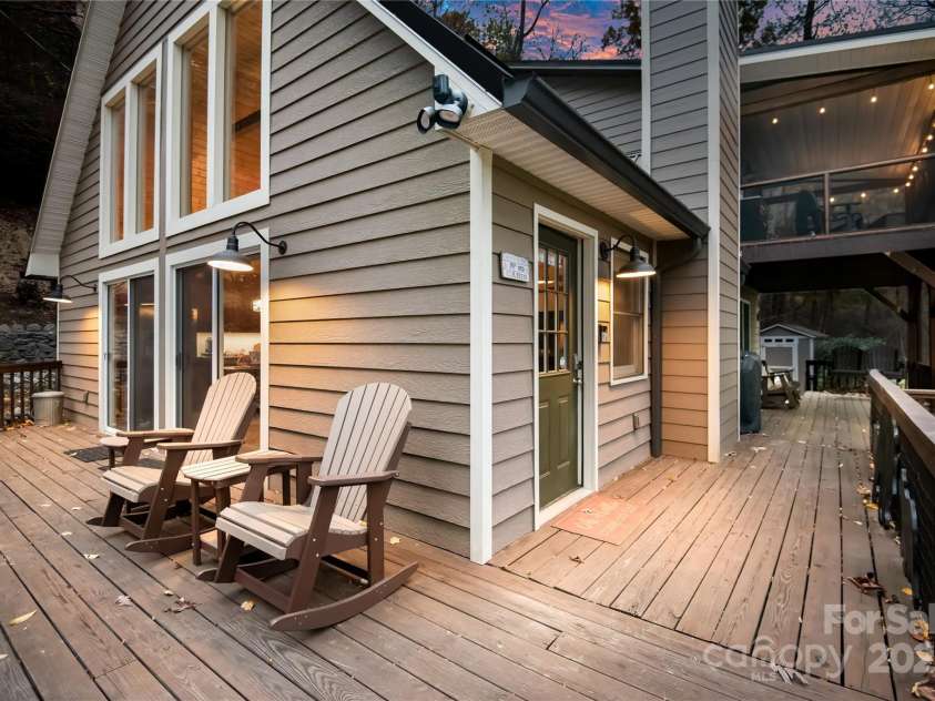1954 Utah Mountain Road, Waynesville, NC 28785.  MLS# CAR4254077, YatesRealty ID 11998. 