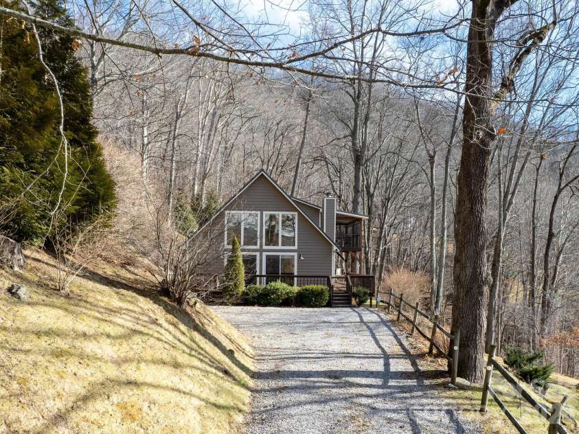 1954 Utah Mountain Road, Waynesville, NC 28785.  MLS# CAR4336522, YatesRealty ID 11998. Level Drive