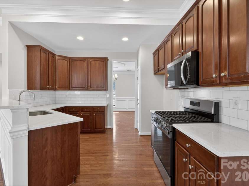 2141 Lord Proprietor Lane, Waxhaw, NC 28173.  MLS# CAR4350749, YatesRealty ID 11998. 