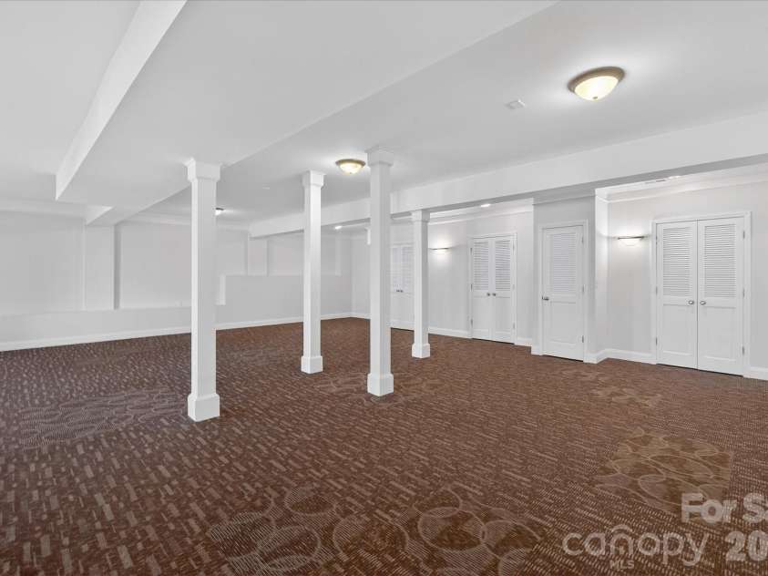 2141 Lord Proprietor Lane, Waxhaw, NC 28173.  MLS# CAR4350749, YatesRealty ID 11998. 