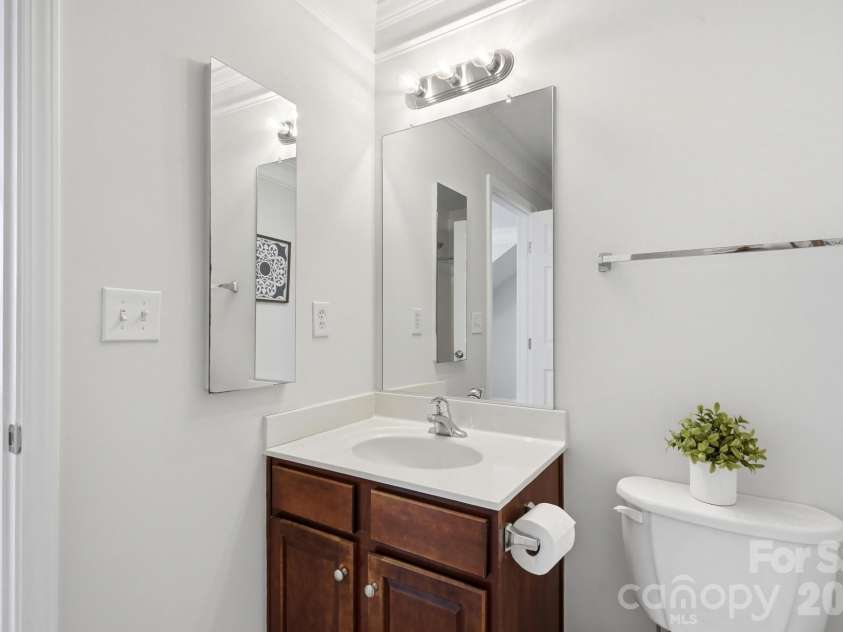 2141 Lord Proprietor Lane, Waxhaw, NC 28173.  MLS# CAR4414234, YatesRealty ID 11998. 