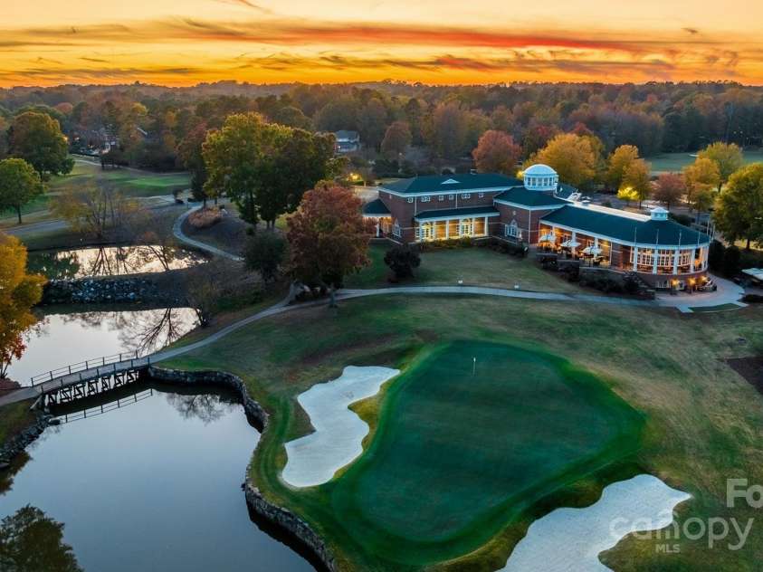 1430 Samuel Spencer Parkway, Davidson, NC 28036.  MLS# CAR4305336, YatesRealty ID 12. Davidson Woods is minutes away from River Run Country Club.