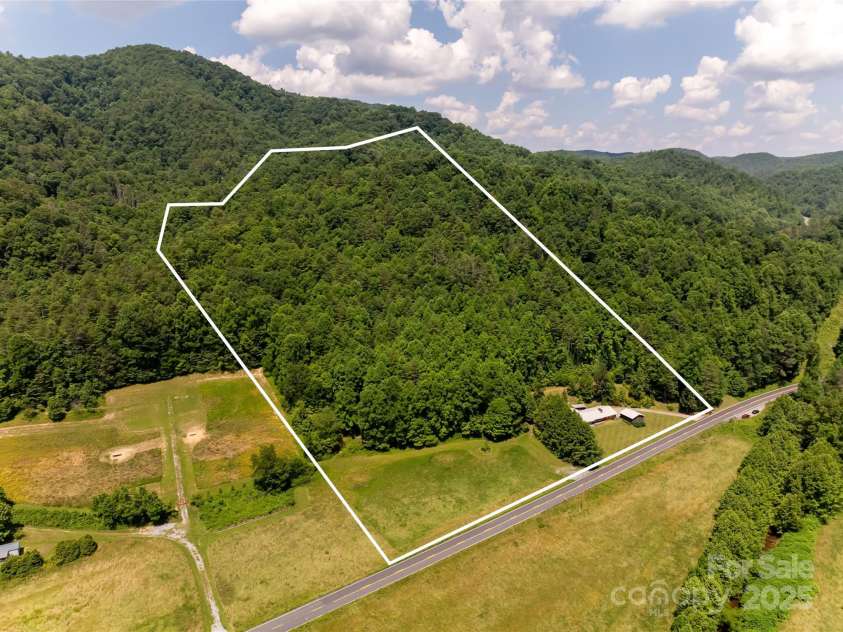 6775 NC 208 Highway, Marshall, NC 28753.  MLS# CAR4151309, YatesRealty ID 120. 