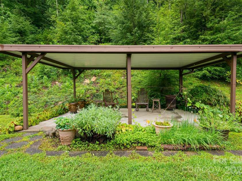 6775 NC 208 Highway, Marshall, NC 28753.  MLS# CAR4151309, YatesRealty ID 120. 