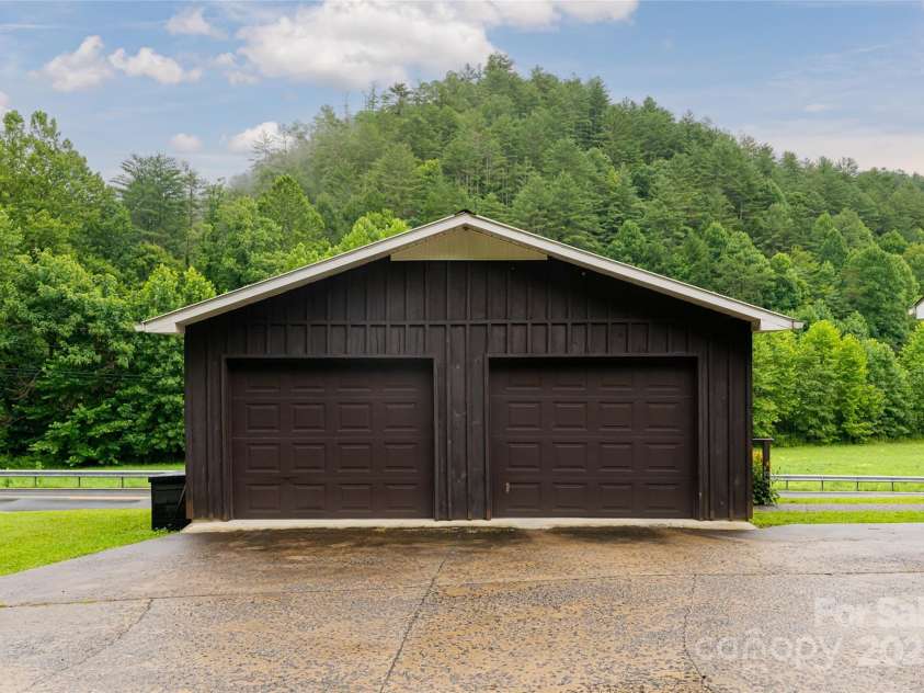 6775 NC 208 Highway, Marshall, NC 28753.  MLS# CAR4151309, YatesRealty ID 120. 