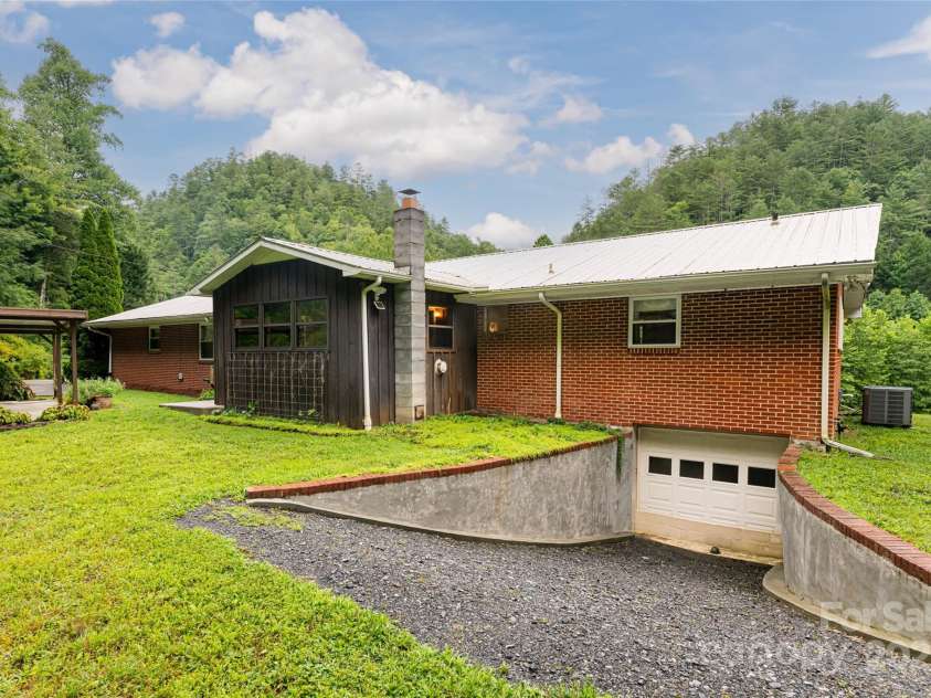 6775 NC 208 Highway, Marshall, NC 28753.  MLS# CAR4151309, YatesRealty ID 120. 