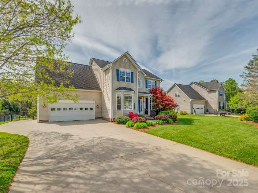 444 English Oak Road, Fletcher, NC 28732.  MLS# CAR4251078, YatesRealty ID 12000. 
