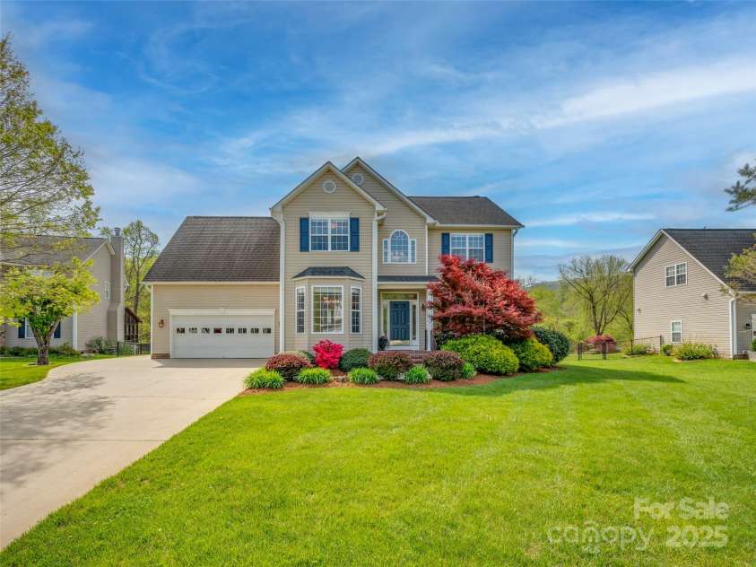 444 English Oak Road, Fletcher, NC 28732.  MLS# CAR4251078, YatesRealty ID 12000. 