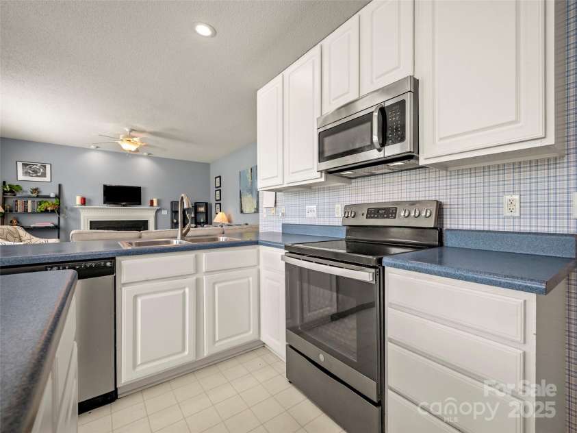 444 English Oak Road, Fletcher, NC 28732.  MLS# CAR4251078, YatesRealty ID 12000. 