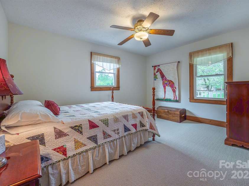 207 New Orleans Boulevard, Morganton, NC 28655.  MLS# CAR4244160, YatesRealty ID 12001. 