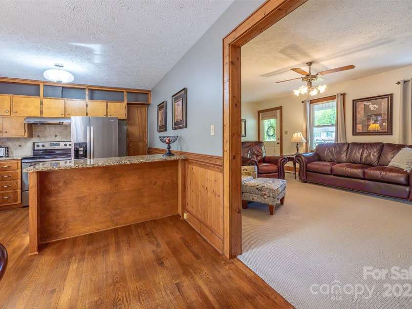 207 New Orleans Boulevard, Morganton, NC 28655.  MLS# CAR4244160, YatesRealty ID 12001. 