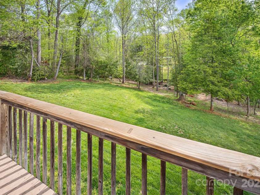 207 New Orleans Boulevard, Morganton, NC 28655.  MLS# CAR4244160, YatesRealty ID 12001. 