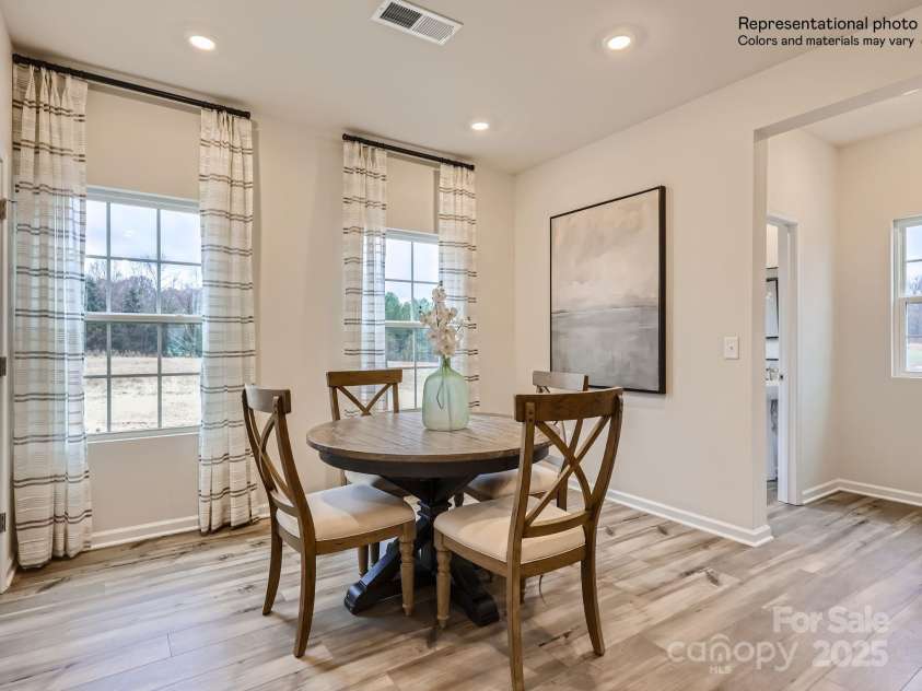 4140 Skyboat Circle, Fort Mill, SC 29715.  MLS# CAR4245434, YatesRealty ID 12002. Breakfast Area