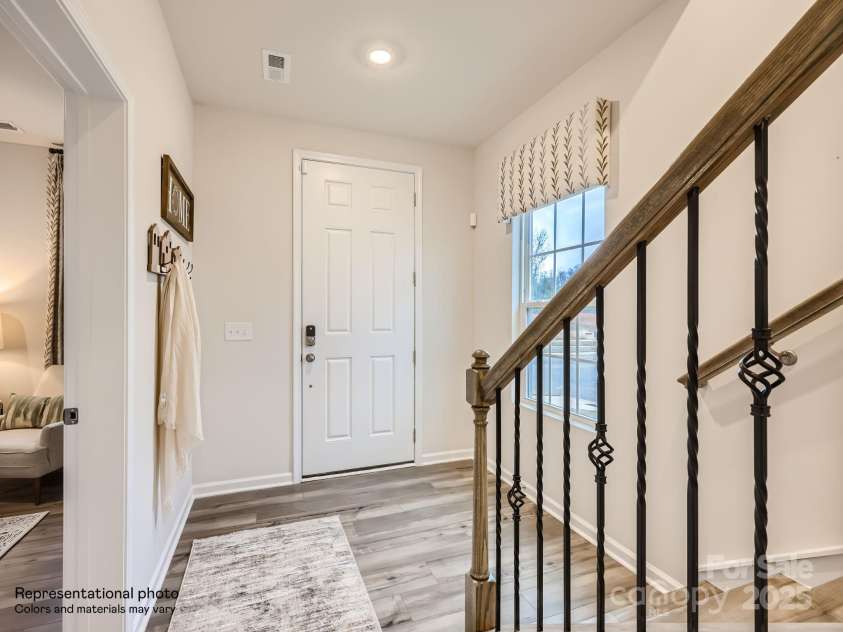 4140 Skyboat Circle, Fort Mill, SC 29715.  MLS# CAR4245434, YatesRealty ID 12002. Entry
