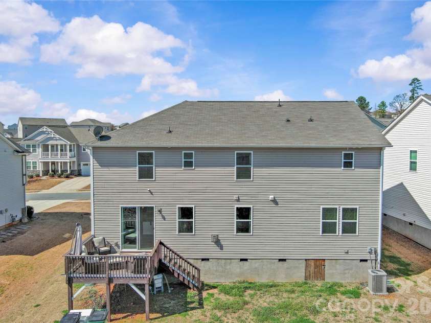 9032 Willowfield Drive, Charlotte, NC 28269.  MLS# CAR4345914, YatesRealty ID 12003. 