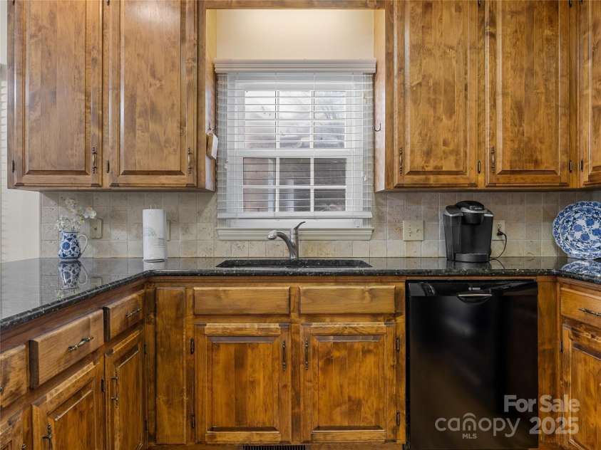 1981 Hamptonwood Road, Rock Hill, SC 29732.  MLS# CAR4304390, YatesRealty ID 12004. 