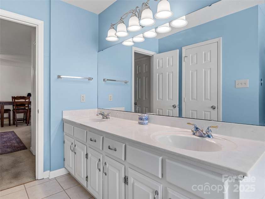 1981 Hamptonwood Road, Rock Hill, SC 29732.  MLS# CAR4304390, YatesRealty ID 12004. 