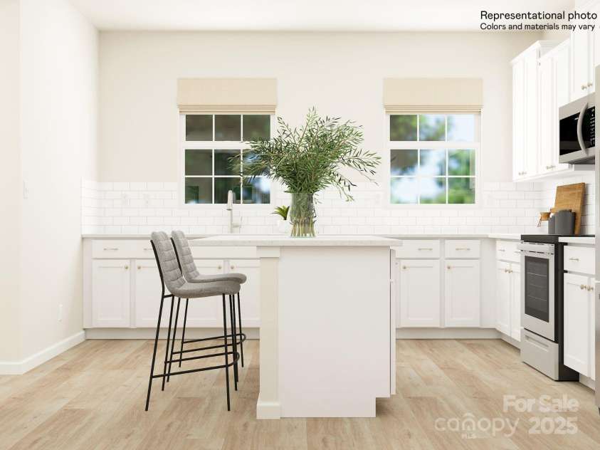 4124 Skyboat Circle, Fort Mill, SC 29715.  MLS# CAR4245658, YatesRealty ID 12004. Kitchen