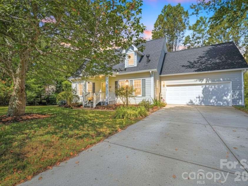 40 Harold Sluder Road, Alexander, NC 28701.  MLS# CAR4355783, YatesRealty ID 12006. 