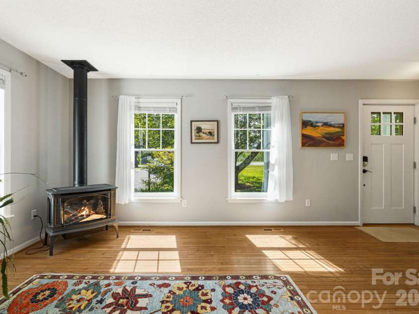 40 Harold Sluder Road, Alexander, NC 28701.  MLS# CAR4355783, YatesRealty ID 12006. 