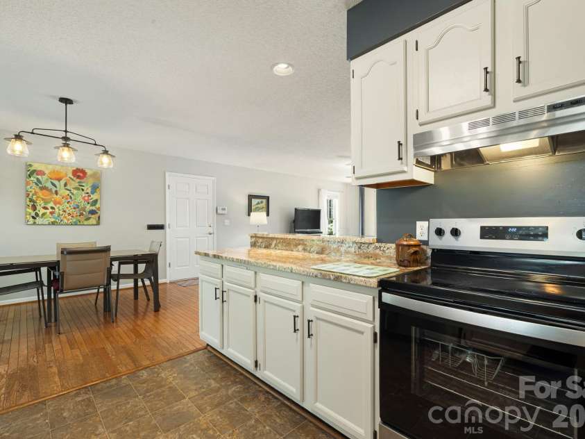 40 Harold Sluder Road, Alexander, NC 28701.  MLS# CAR4355783, YatesRealty ID 12006. 