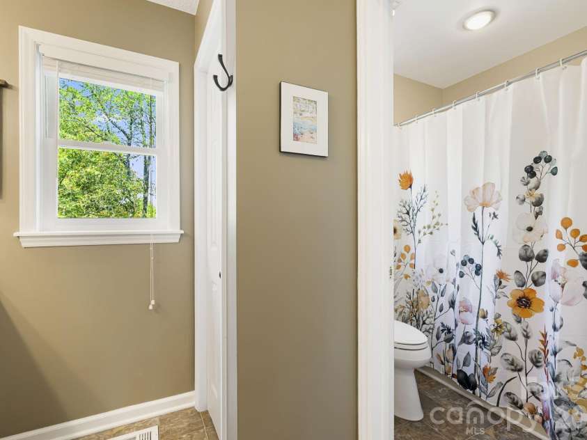 40 Harold Sluder Road, Alexander, NC 28701.  MLS# CAR4355783, YatesRealty ID 12006. 
